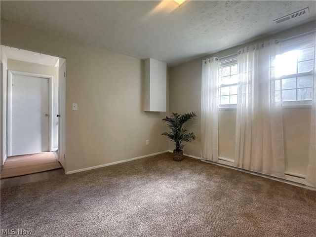 322 West Street, Niles, OH 44446