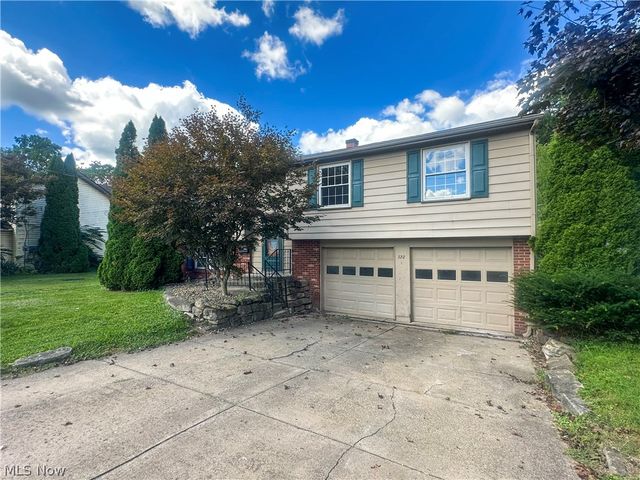 322 West Street, Niles, OH 44446