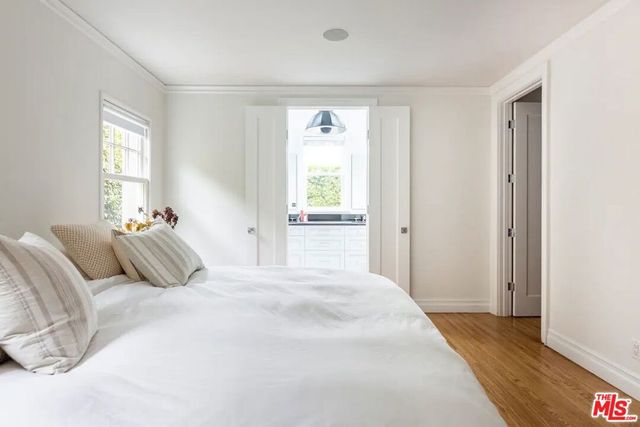 1972 Stearns Drive, Los Angeles, CA 90034