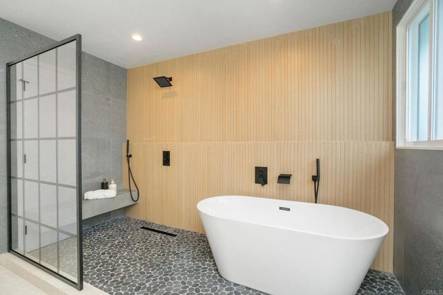 219 W Acacia Ave, El Segundo, CA 90245