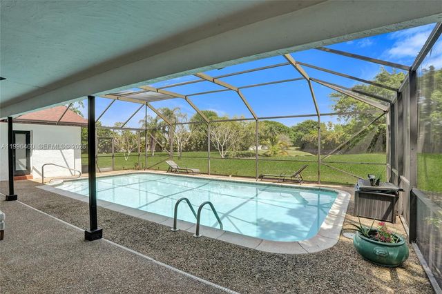 18428 S 102nd Way S, Boca Raton, FL 33498