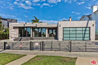 12730 Montana Avenue, Los Angeles, CA 90049