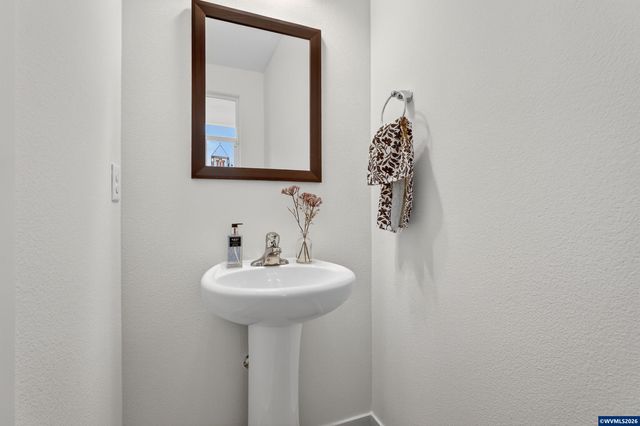 5003 NW Lavender Cir, Corvallis, OR 97330