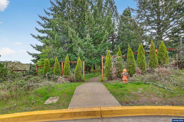 5003 NW Lavender Cir, Corvallis, OR 97330