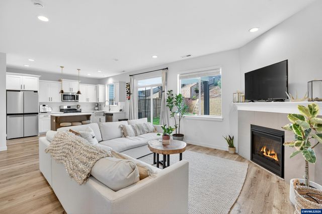 5003 NW Lavender Cir, Corvallis, OR 97330