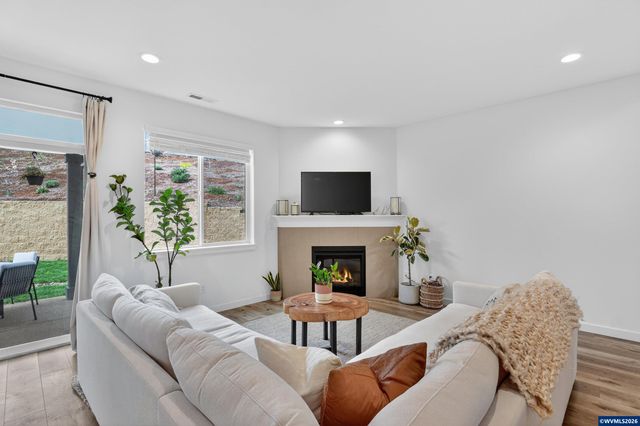 5003 NW Lavender Cir, Corvallis, OR 97330