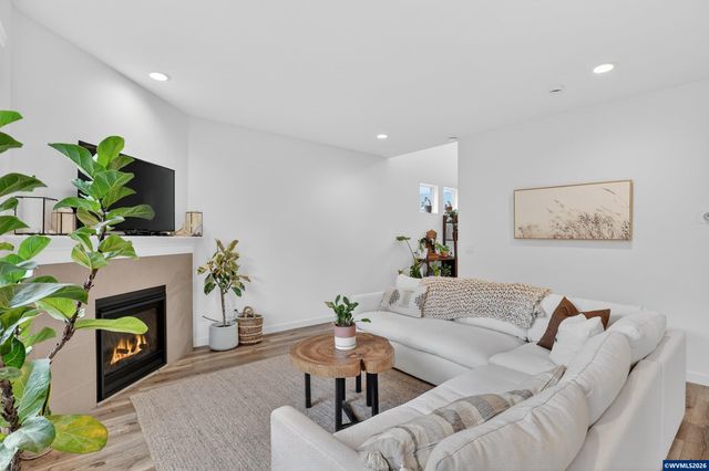 5003 NW Lavender Cir, Corvallis, OR 97330