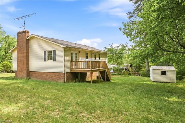 104 Windover Drive, Pinnacle, NC 27043