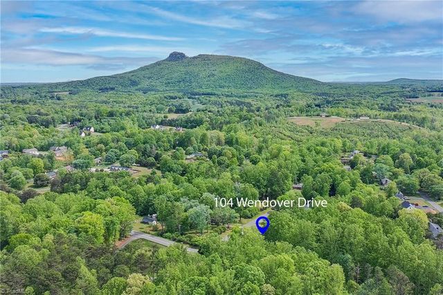 104 Windover Drive, Pinnacle, NC 27043