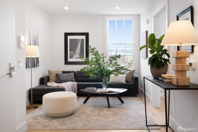 350 San Jose Avenue 5, San Francisco, CA 94110