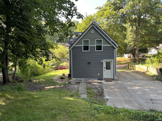 1314 Blakeslee Street, Kalamazoo, MI 49006