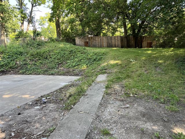 1314 Blakeslee Street, Kalamazoo, MI 49006