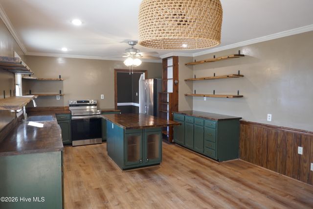 1803 Vine Street, Elizabeth City, NC 27909