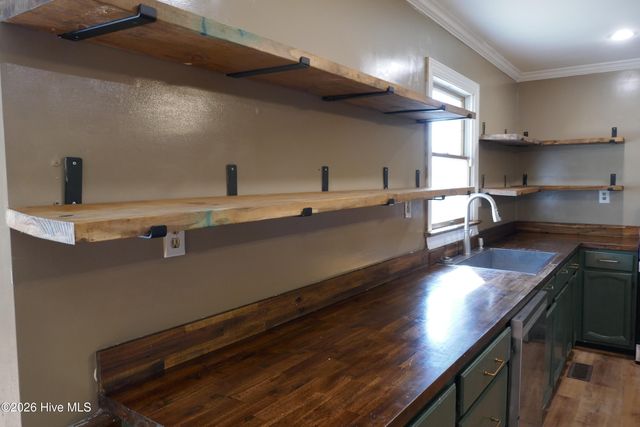 1803 Vine Street, Elizabeth City, NC 27909