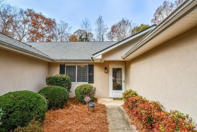 3955 Hidden Hollow Drive, Gainesville, GA 30506