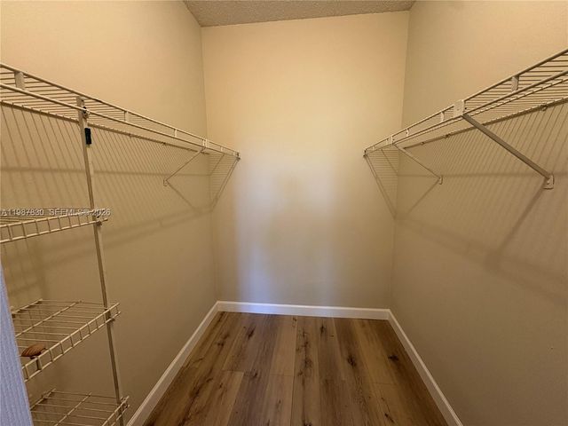 601 Cypress Lake Blvd P14, Deerfield Beach, FL 33064