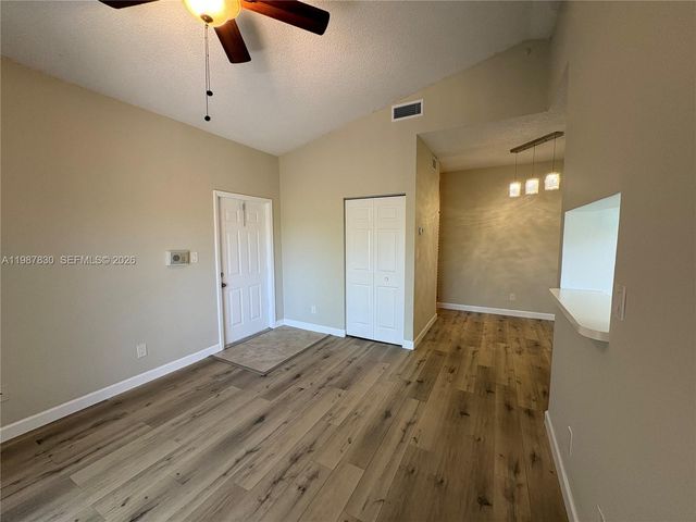 601 Cypress Lake Blvd P14, Deerfield Beach, FL 33064