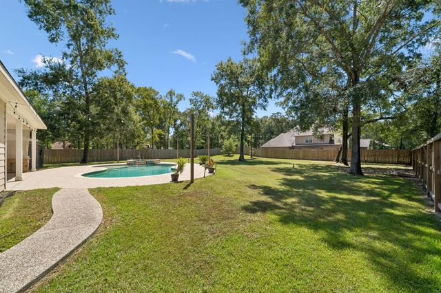 27112 Fairway Crossings Drive, Huffman, TX 77336