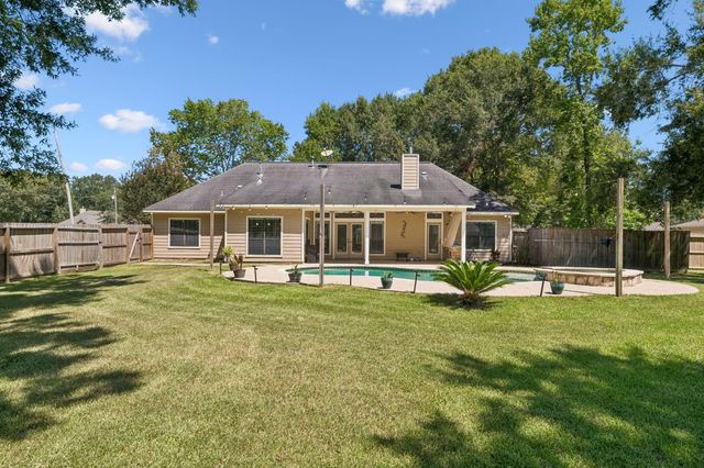 27112 Fairway Crossings Drive, Huffman, TX 77336