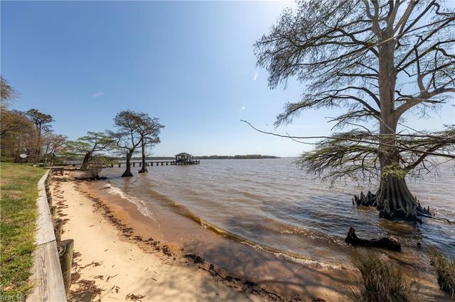 22501 Cypress Point RD, Williamsburg, VA 23185