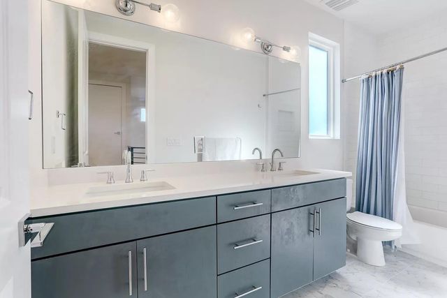 7008 Zachary DR, Austin, TX 78724