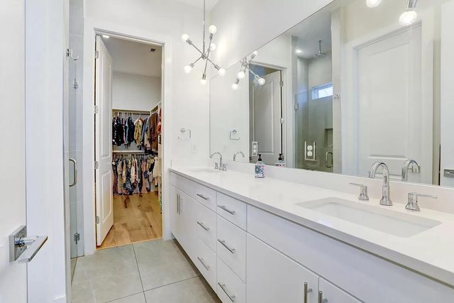 7008 Zachary DR, Austin, TX 78724