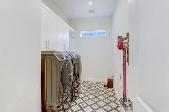 7008 Zachary DR, Austin, TX 78724