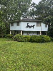5551 Highway 52, W, Lafayette, TN 37083