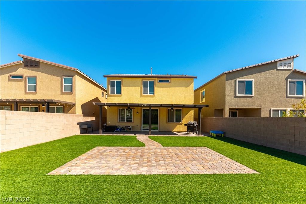 7255 Dazzle Point Street, North Las Vegas, NV 89084