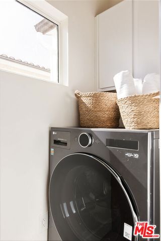 11344 Delano Street, North Hollywood (los Angeles), CA 91606