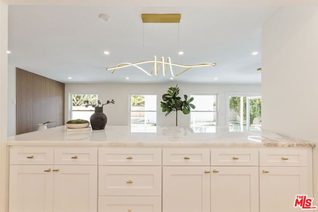 11344 Delano Street, North Hollywood (los Angeles), CA 91606