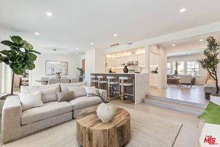 11344 Delano Street, North Hollywood (los Angeles), CA 91606