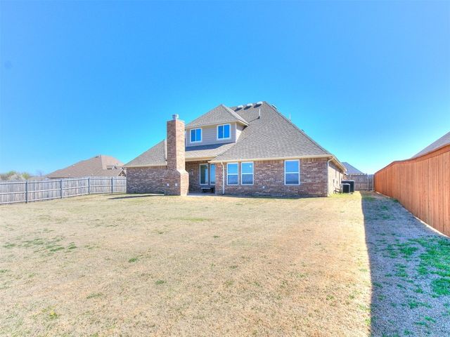 509 Carlow Way, Yukon, OK 73099