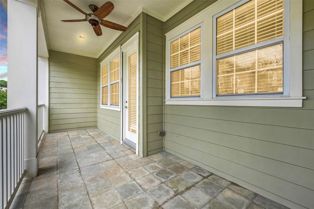 194 W Breezy Way, The Woodlands, TX 77380