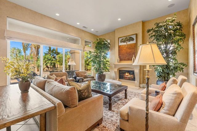 311 Eagle Dance Circle, Palm Desert, CA 92211