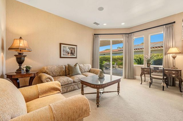 311 Eagle Dance Circle, Palm Desert, CA 92211