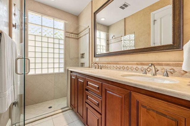 311 Eagle Dance Circle, Palm Desert, CA 92211