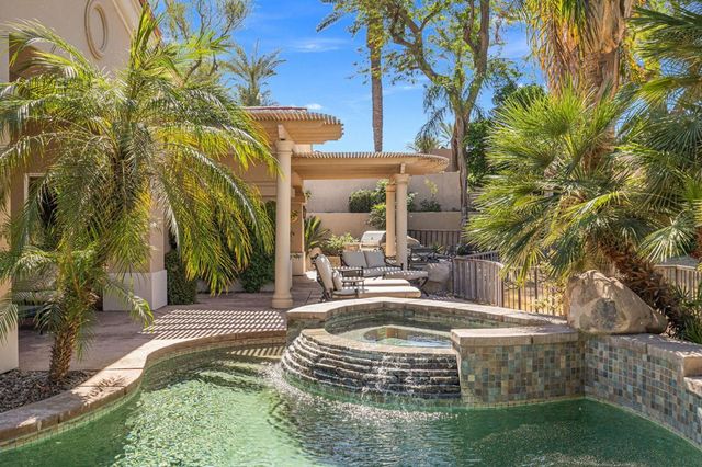 311 Eagle Dance Circle, Palm Desert, CA 92211