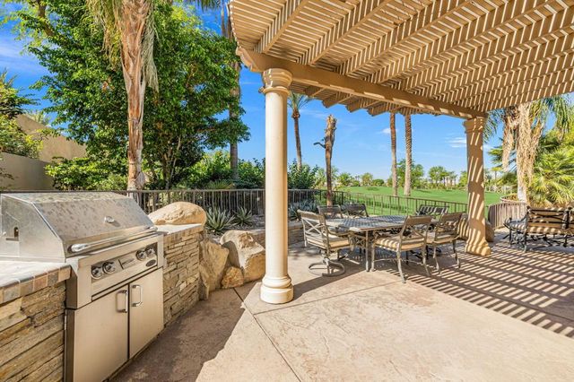 311 Eagle Dance Circle, Palm Desert, CA 92211