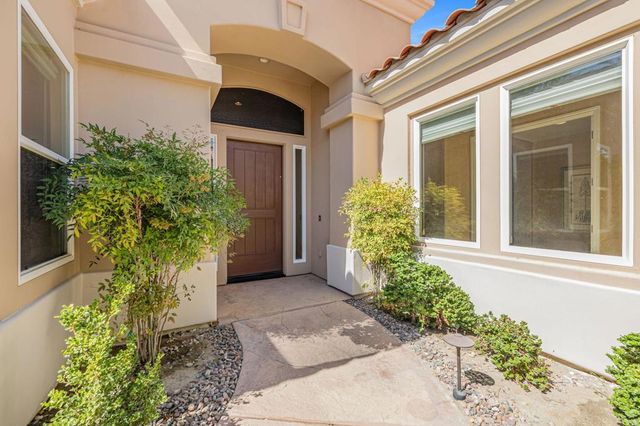 311 Eagle Dance Circle, Palm Desert, CA 92211