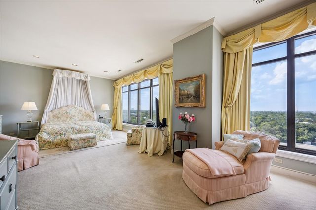 2121 Kirby Drive 7NE, Houston, TX 77019