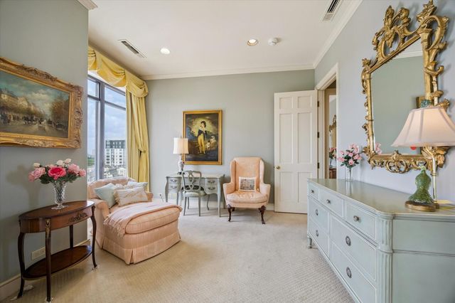 2121 Kirby Drive 7NE, Houston, TX 77019