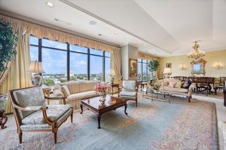 2121 Kirby Drive 7NE, Houston, TX 77019