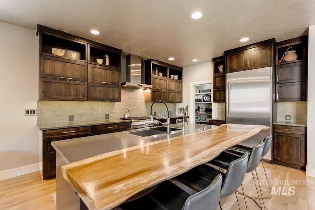 2963 S Old Hickory Way, Boise, ID 83716