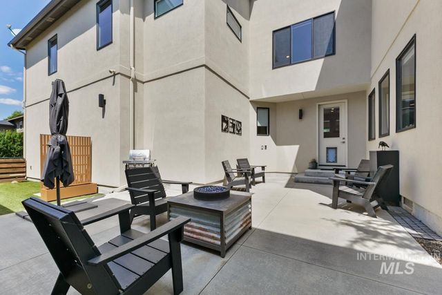 2963 S Old Hickory Way, Boise, ID 83716