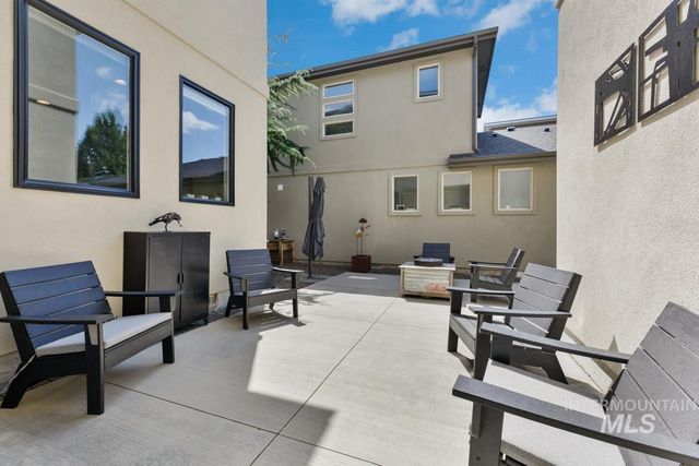 2963 S Old Hickory Way, Boise, ID 83716