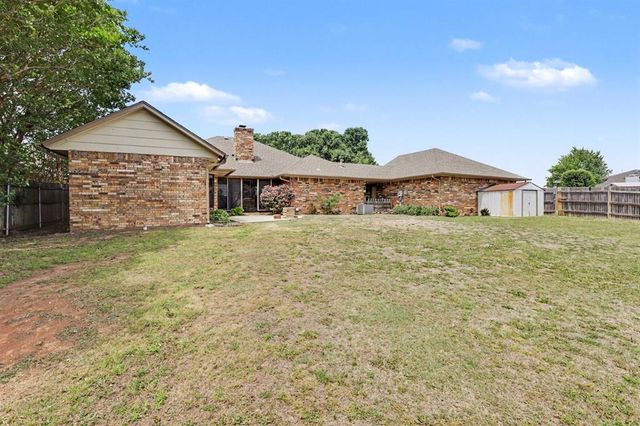 1301 SW 107th Place, Oklahoma City, OK 73170