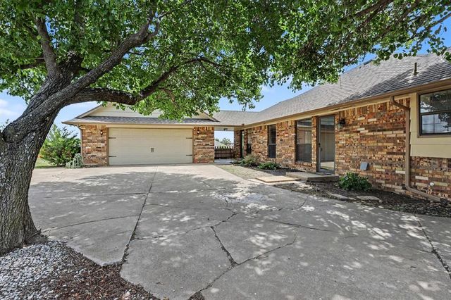 1301 SW 107th Place, Oklahoma City, OK 73170