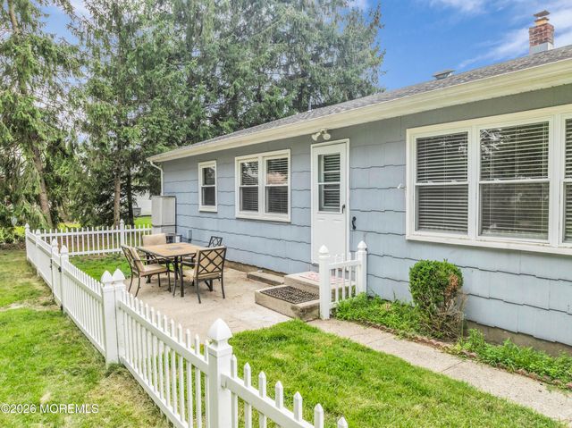 42 Sheepshead Drive, Toms River, NJ 08757