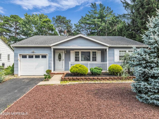 42 Sheepshead Drive, Toms River, NJ 08757